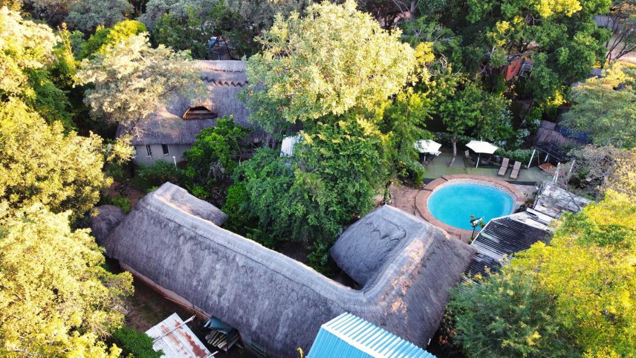 Backpackers Hostel *
