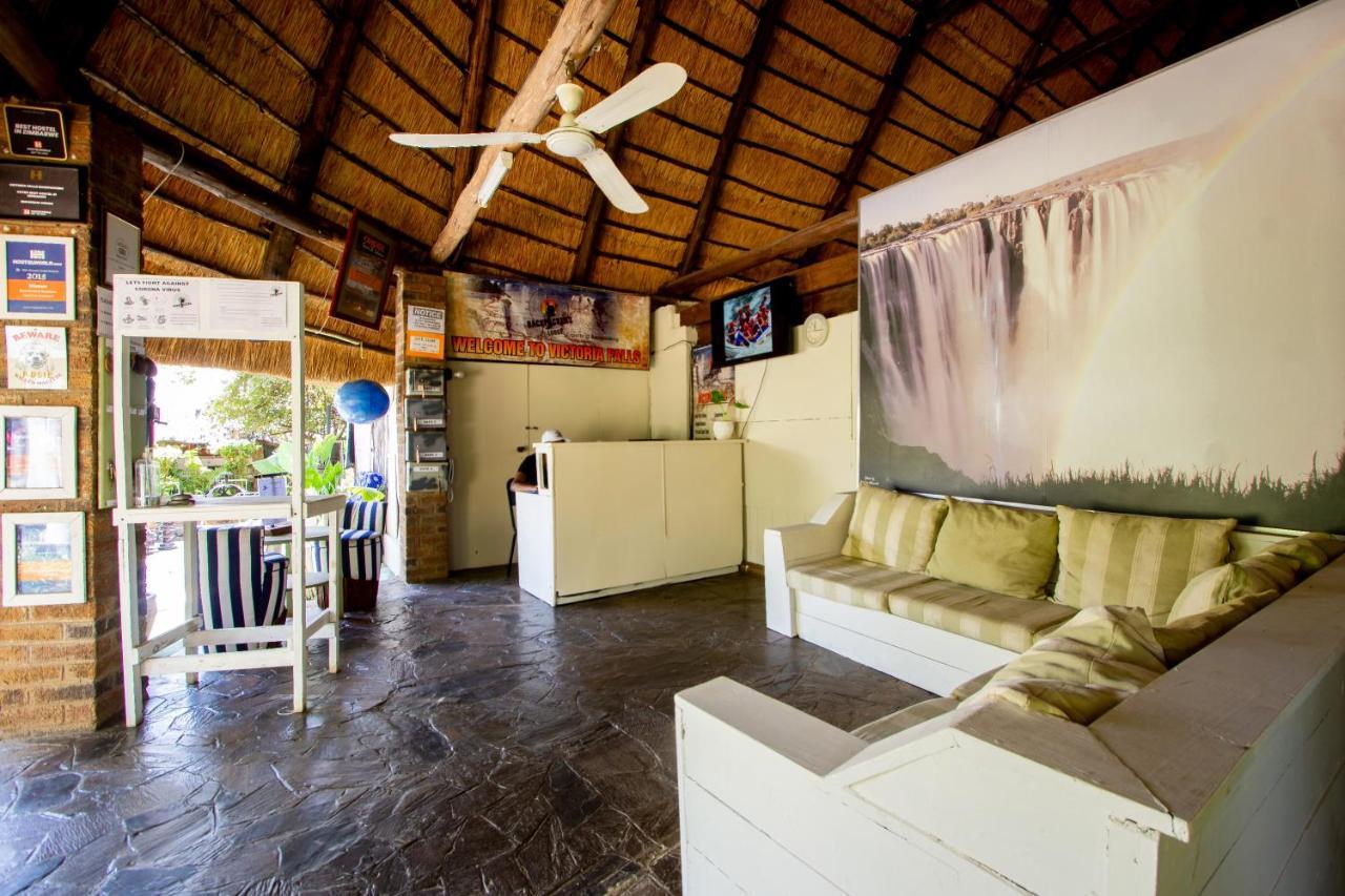Hostel Backpackers *